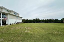 469 Harbour View Dr. photo 4