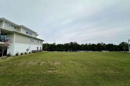 469 Harbour View Dr. photo 4