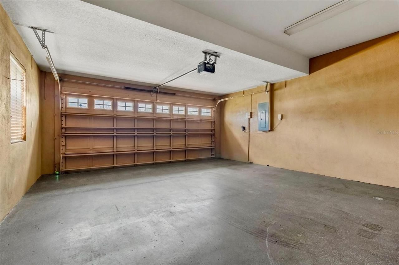 11302 Southwind Lake Drive, Gibsonton, FL 33534 Photo