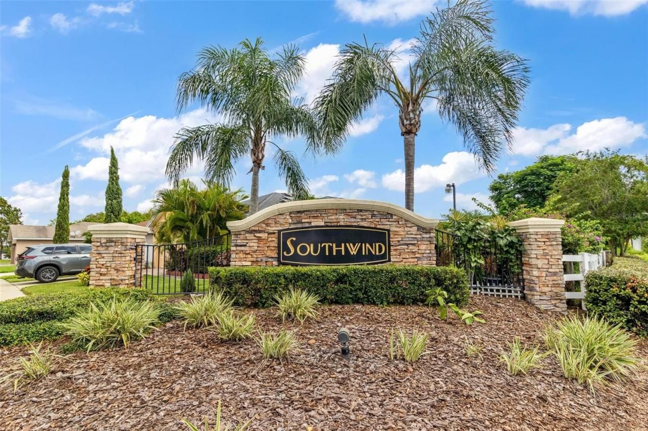 11302 Southwind Lake Drive, Gibsonton, FL 33534 Photo