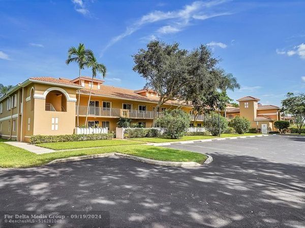 5876 Regal Glen Drive, Unit 201, Boynton Beach, FL 33437