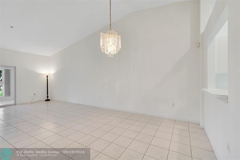 5876 Regal Glen Drive, Unit 201, Boynton Beach, FL 33437 Photo