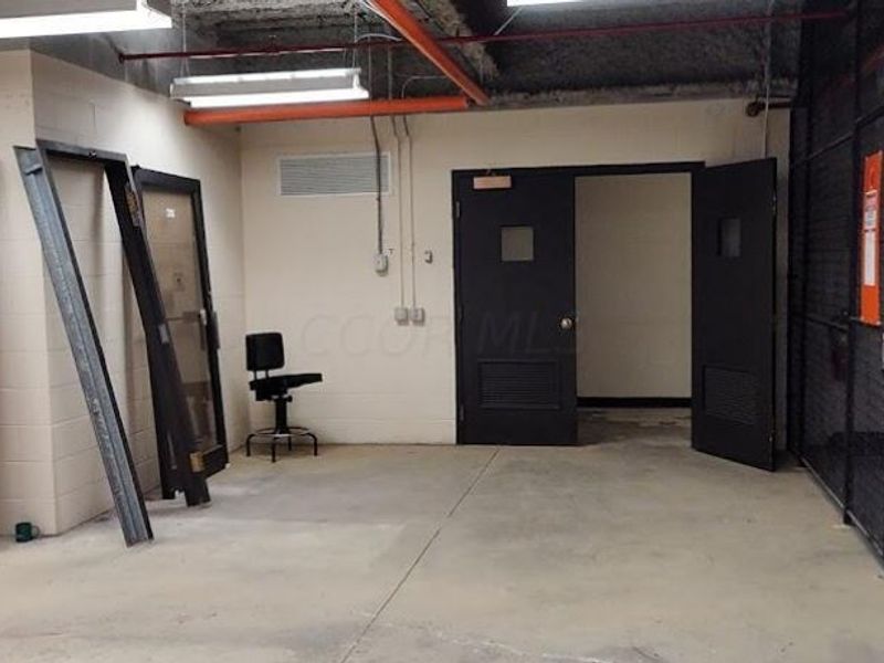 68 W Church Street, Unit Lower Leve, Newark, OH 43055 Photo 2