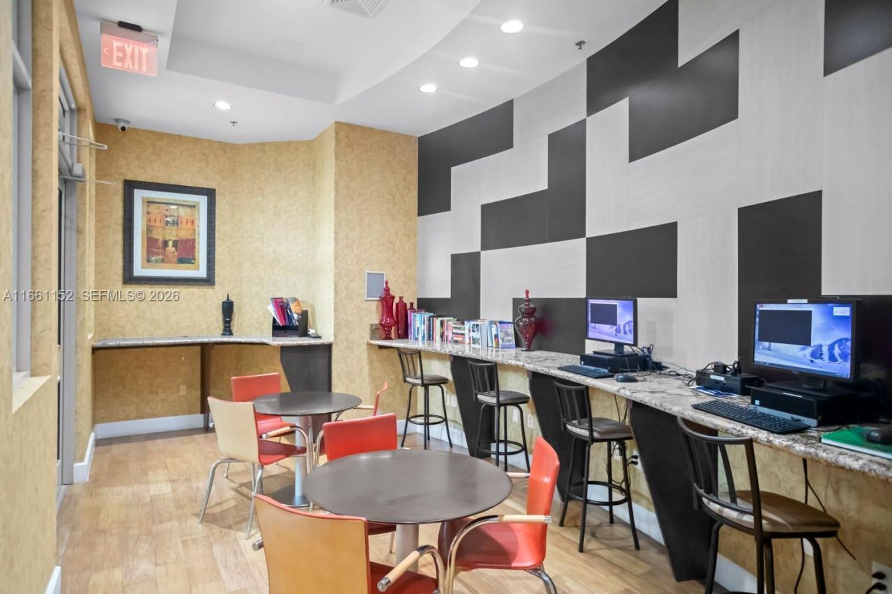 1830 Radius Dr, Unit 1024, Hollywood, FL 33020 Photo