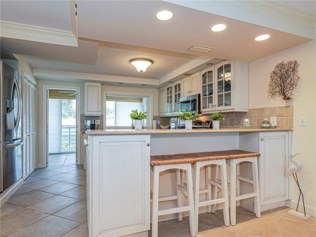 8416 Oceanside Drive, Unit F11, Vero Beach, FL 32963 Photo