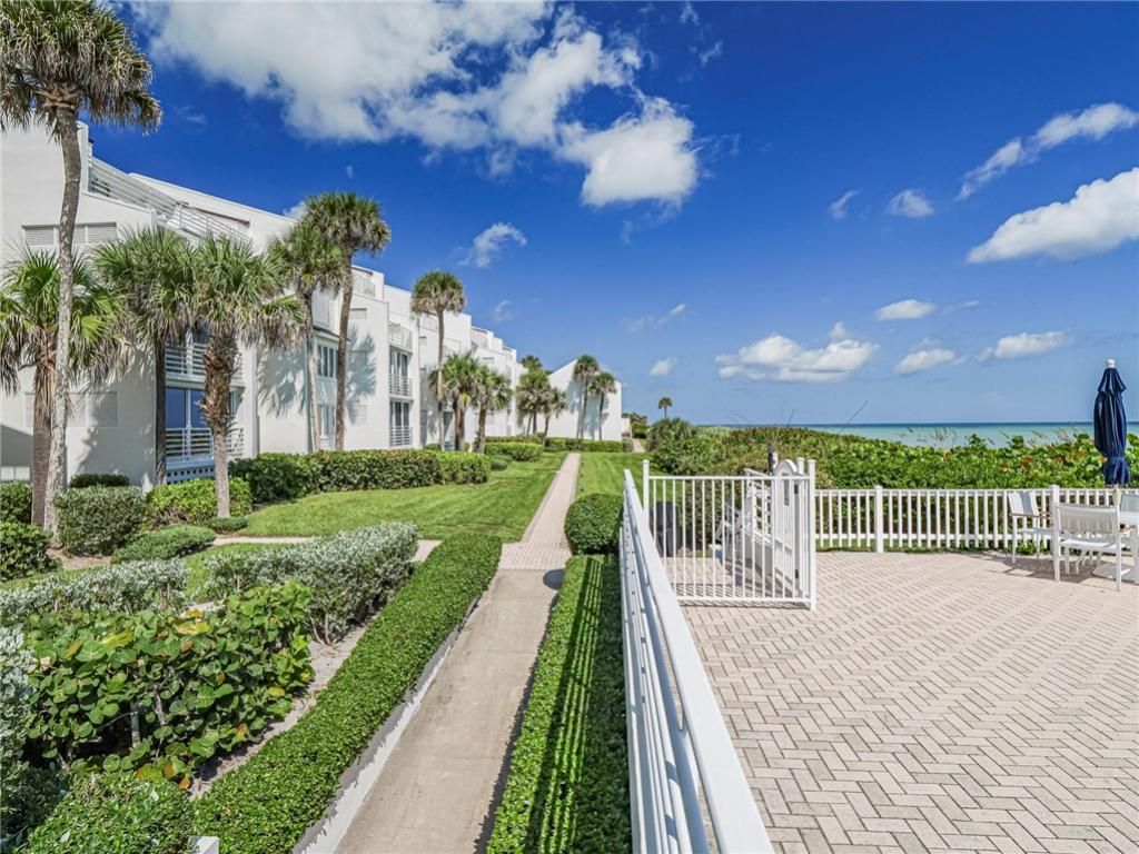 8416 Oceanside Drive, Unit F11, Vero Beach, FL 32963 Photo