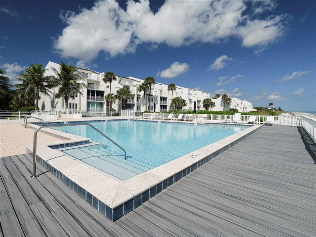 8416 Oceanside Drive, Unit F11, Vero Beach, FL 32963 Photo