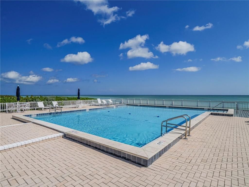 8416 Oceanside Drive, Unit F11, Vero Beach, FL 32963 Photo