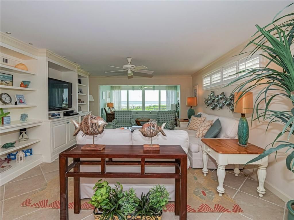 8416 Oceanside Drive, Unit F11, Vero Beach, FL 32963 Photo