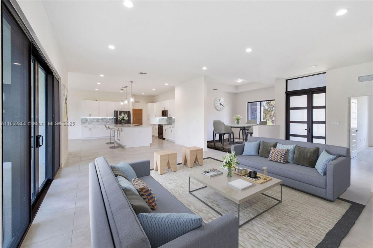 24440 SW 209th Pl, Homestead, FL 33031 Photo