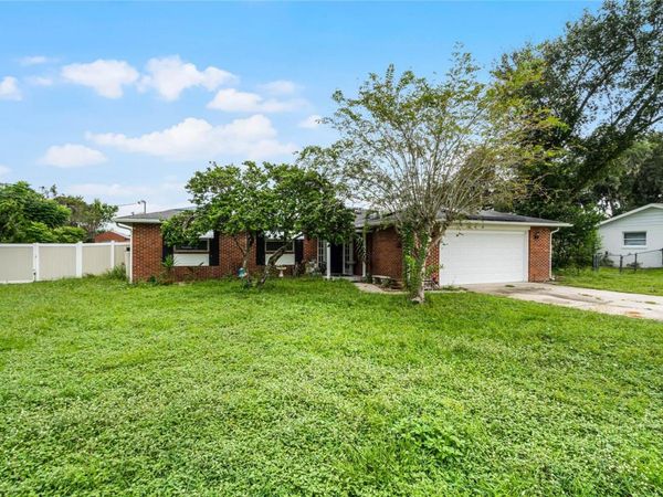 1005 CRESCENT PARKWAY, DELAND, FL 32724