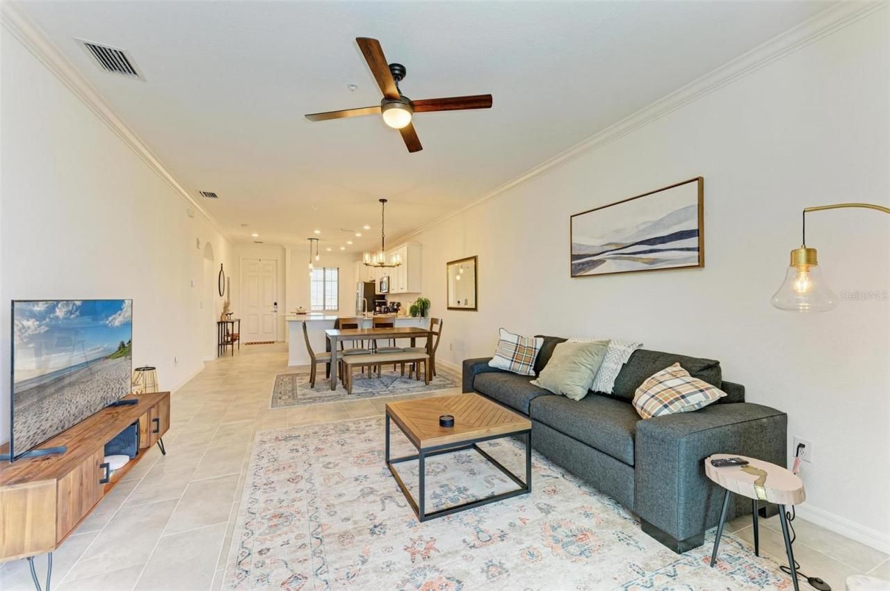 18114 Gawthrop Drive, Unit 403, Bradenton, FL 34211 Photo