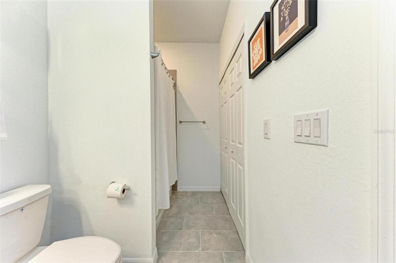 18114 Gawthrop Drive, Unit 403, Bradenton, FL 34211 Photo