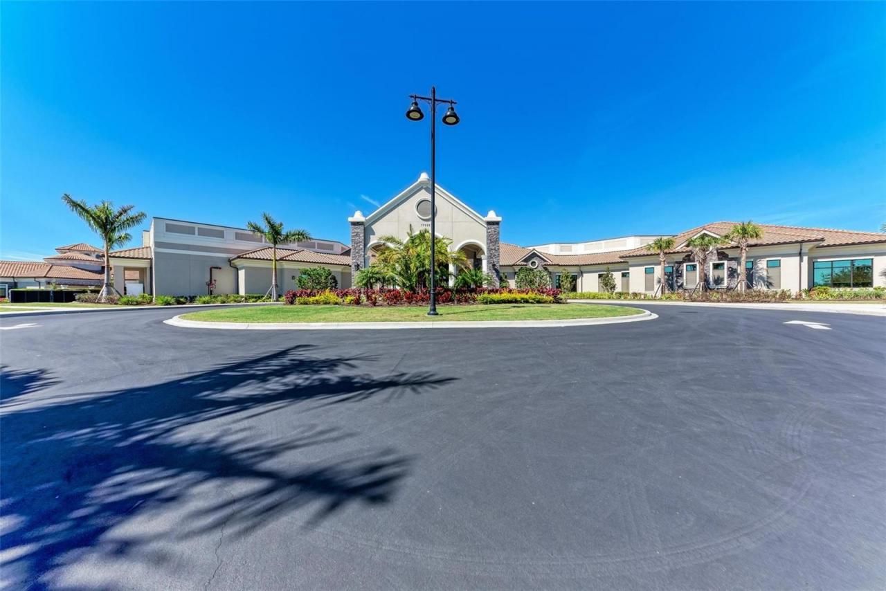 18114 Gawthrop Drive, Unit 403, Bradenton, FL 34211 Photo