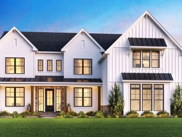 8 Shoreline Dr, Unit 11, Hudson, MA 01749