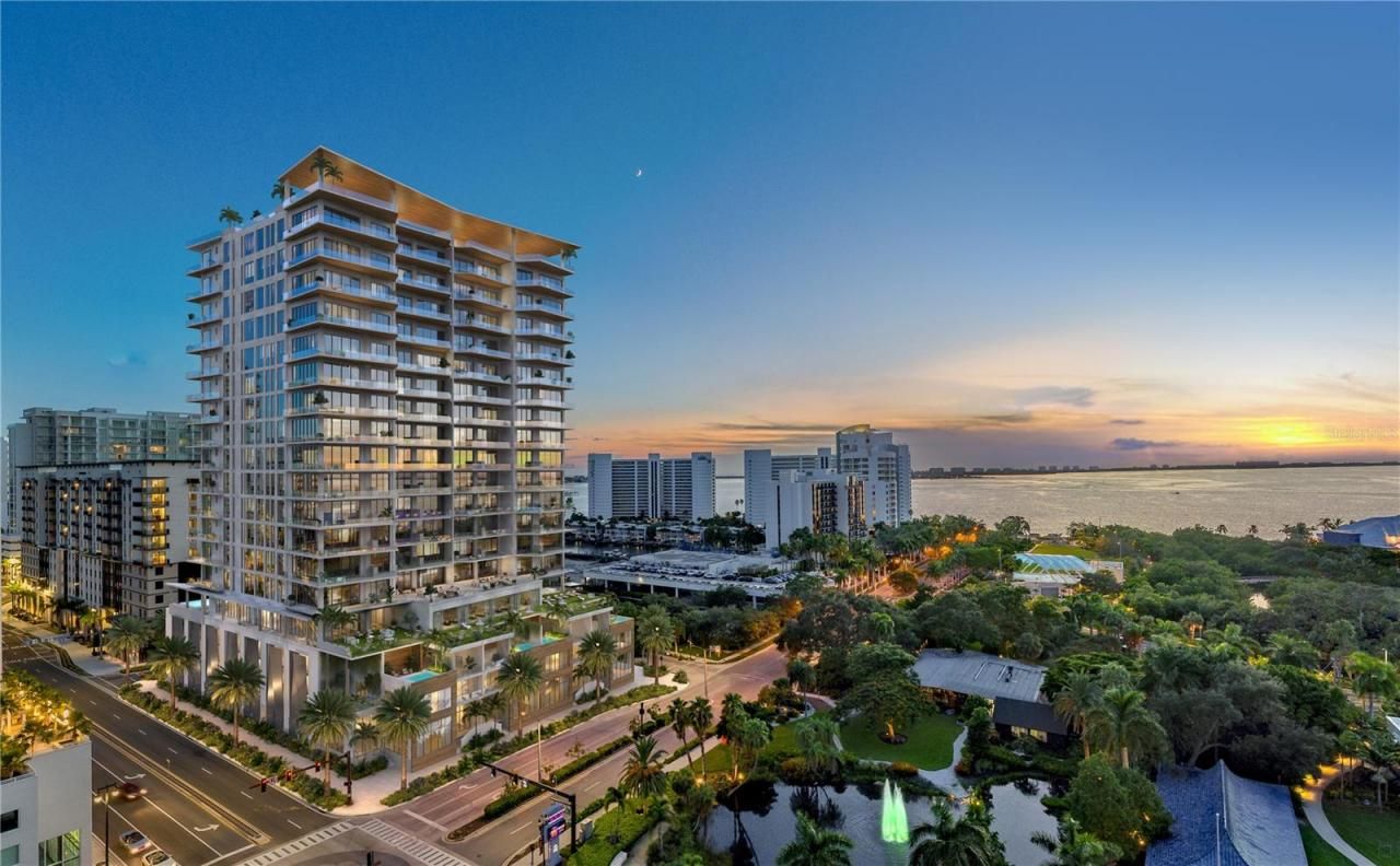 668 Quay Commons, Unit 1604, Sarasota, FL 34236 Photo
