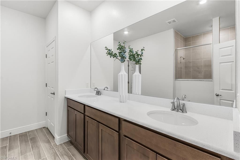 4513 NW 34th St, Cape Coral, FL 33993 Photo