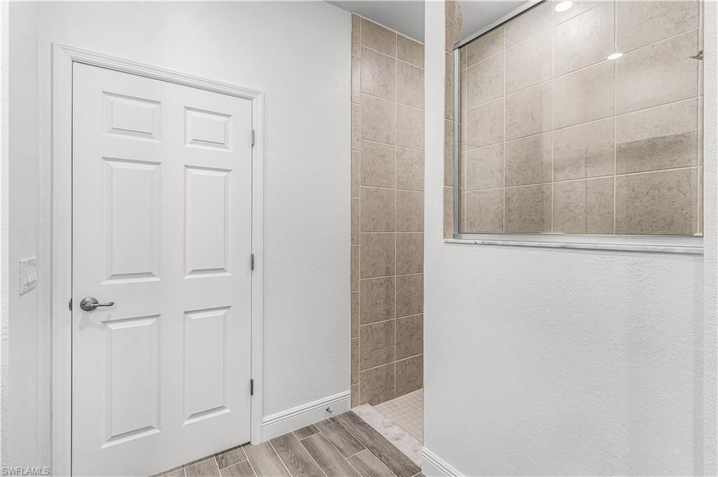 4513 NW 34th St, Cape Coral, FL 33993 Photo