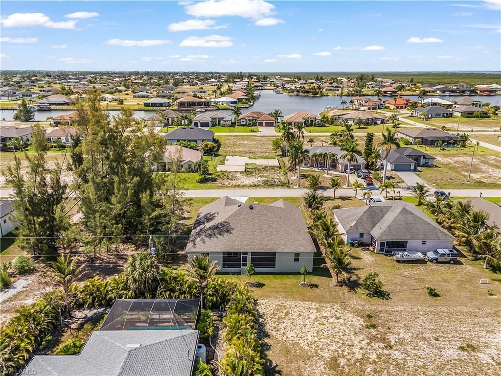 4513 NW 34th St, Cape Coral, FL 33993 Photo