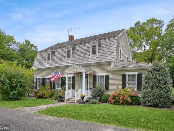 2 SOUTH STREET, ONANCOCK, VA 23417