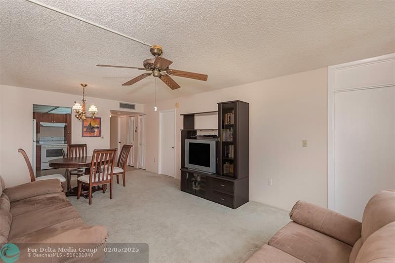 1000 Saint Charles Place, Unit 220, Pembroke Pines, FL 33026 Photo