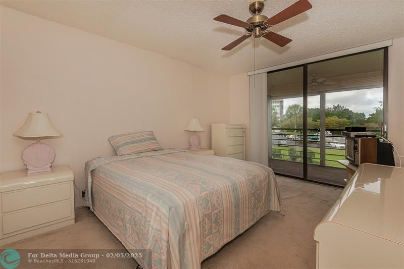 1000 Saint Charles Place, Unit 220, Pembroke Pines, FL 33026 Photo