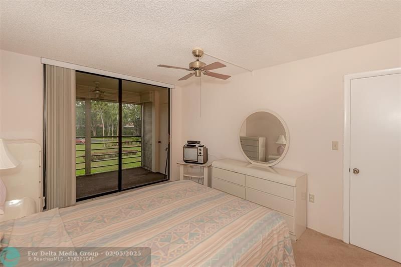 1000 Saint Charles Place, Unit 220, Pembroke Pines, FL 33026 Photo