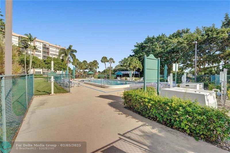 1000 Saint Charles Place, Unit 220, Pembroke Pines, FL 33026 Photo