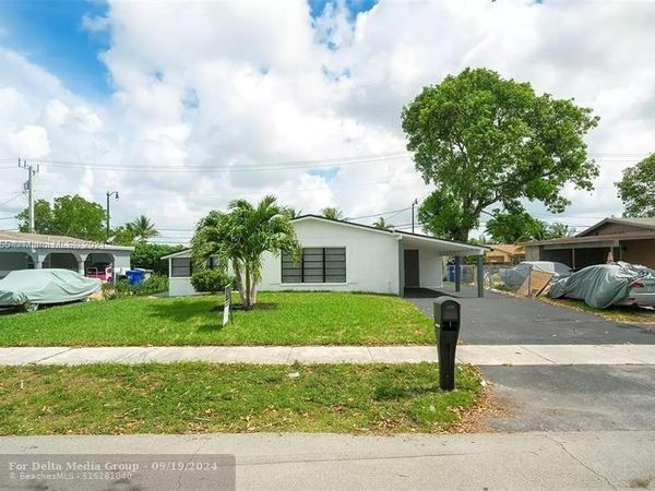 511 NW 18th St, Pompano Beach, FL 33060