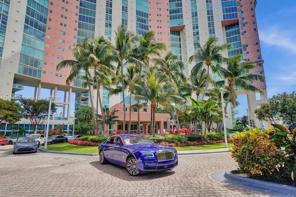 3370 Hidden Bay Dr, Unit 2708, Aventura, FL 33180 Photo