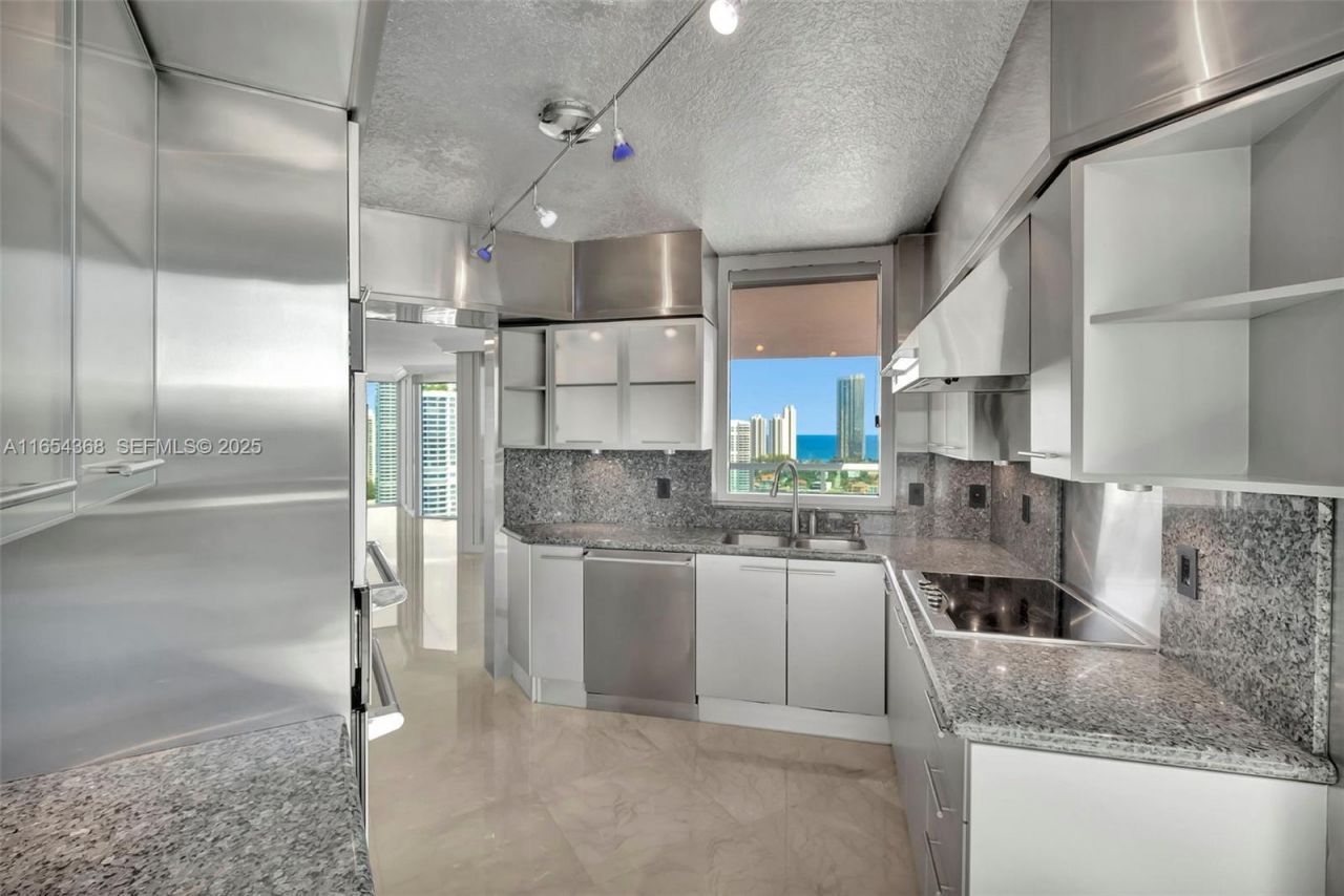 3370 Hidden Bay Dr, Unit 2708, Aventura, FL 33180 Photo