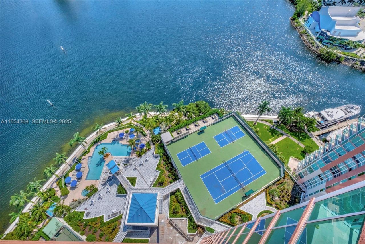 3370 Hidden Bay Dr, Unit 2708, Aventura, FL 33180 Photo