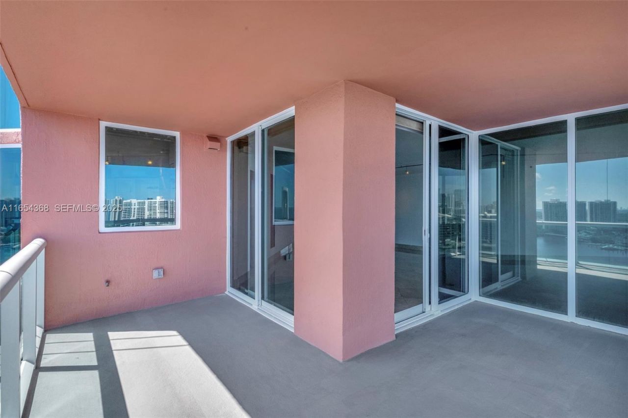 3370 Hidden Bay Dr, Unit 2708, Aventura, FL 33180 Photo