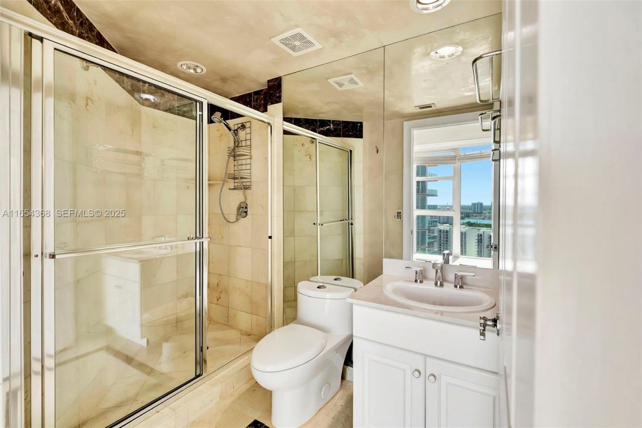 3370 Hidden Bay Dr, Unit 2708, Aventura, FL 33180 Photo