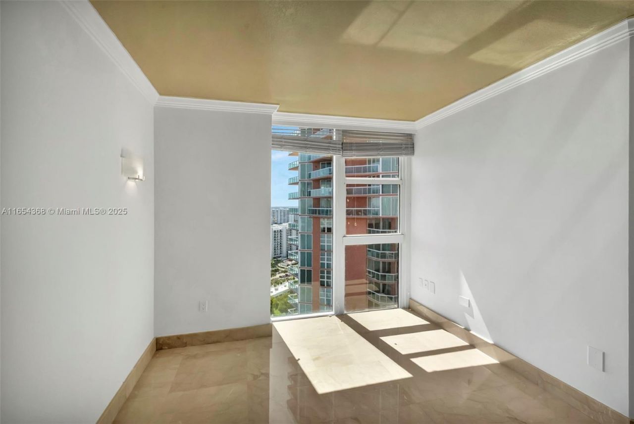 3370 Hidden Bay Dr, Unit 2708, Aventura, FL 33180 Photo