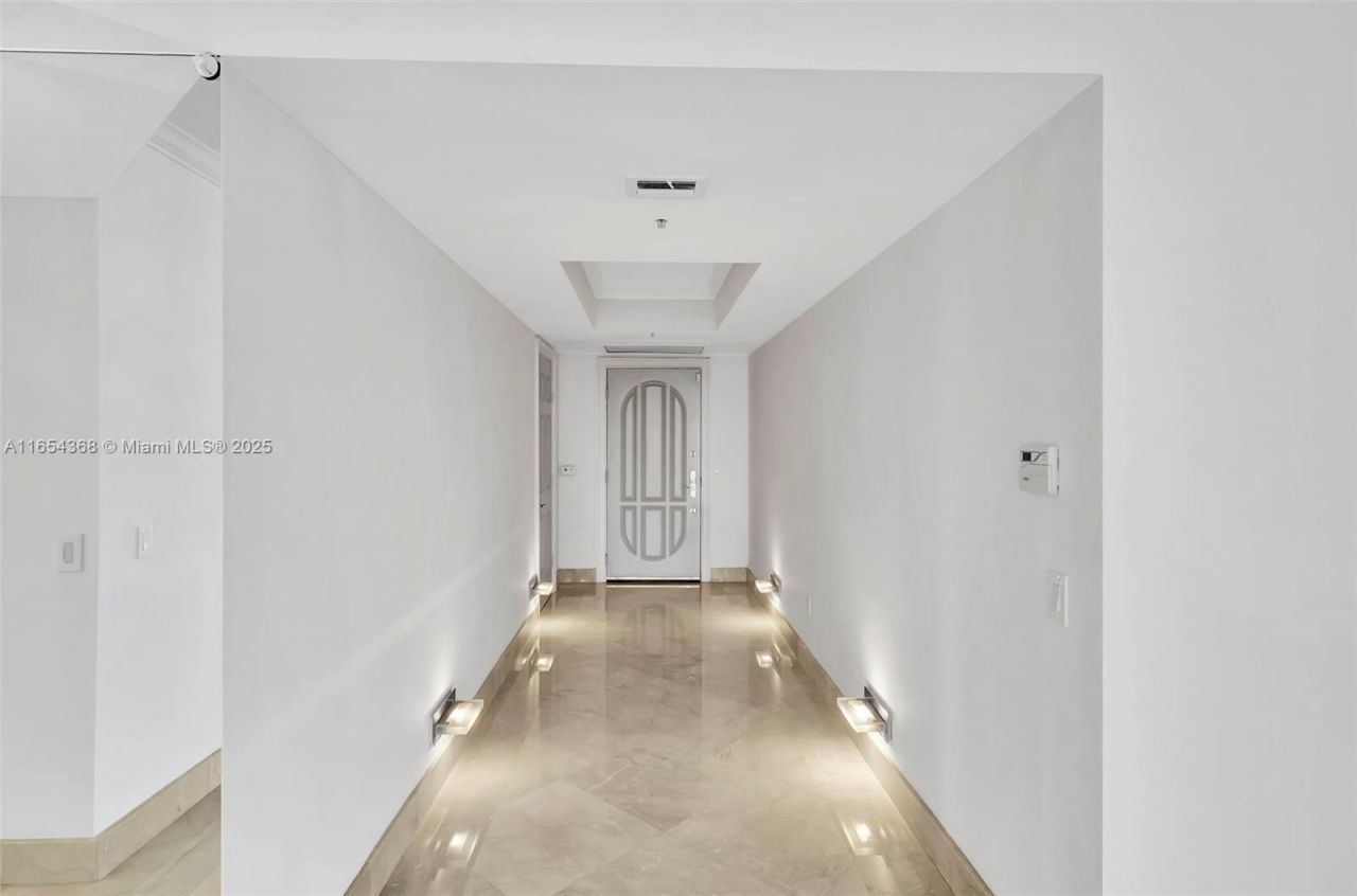 3370 Hidden Bay Dr, Unit 2708, Aventura, FL 33180 Photo