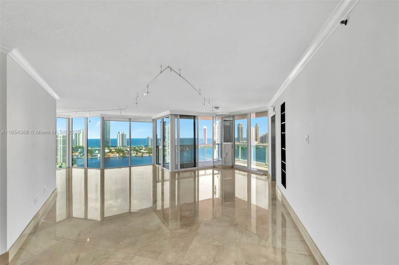 3370 Hidden Bay Dr, Unit 2708, Aventura, FL 33180 Photo