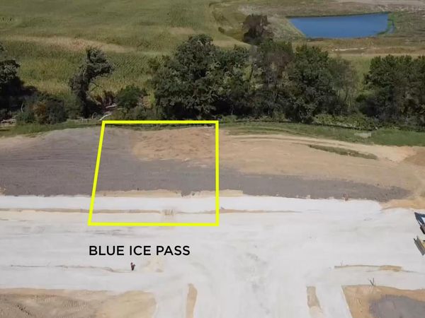 814 Blue Ice Pass, Verona, WI 53593