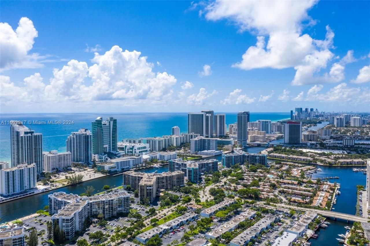 1980 S Ocean Dr, Unit 2C, Hallandale Beach, FL 33009 Photo