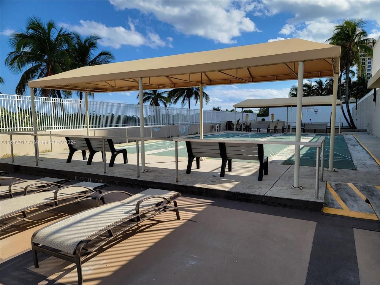 1980 S Ocean Dr, Unit 2C, Hallandale Beach, FL 33009 Photo