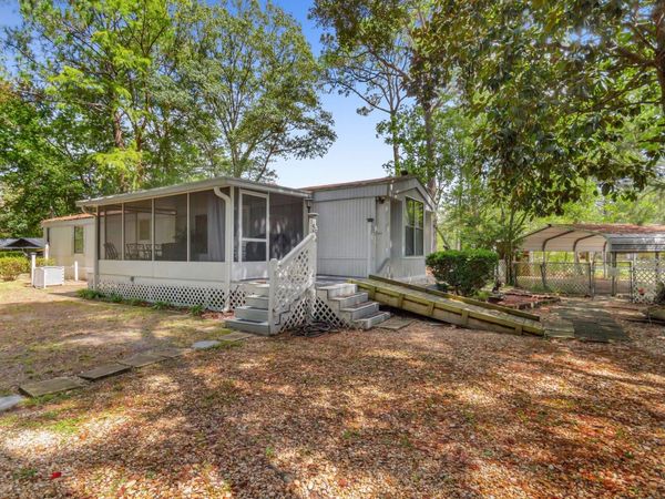 2 Sarah Lane, Fort Walton Beach, FL 32547