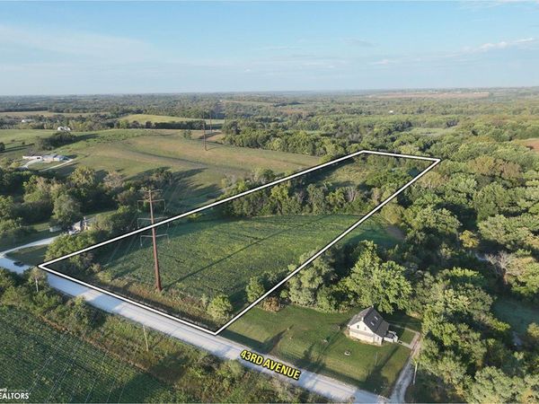 0 43rd Avenue, Norwalk, IA 50211