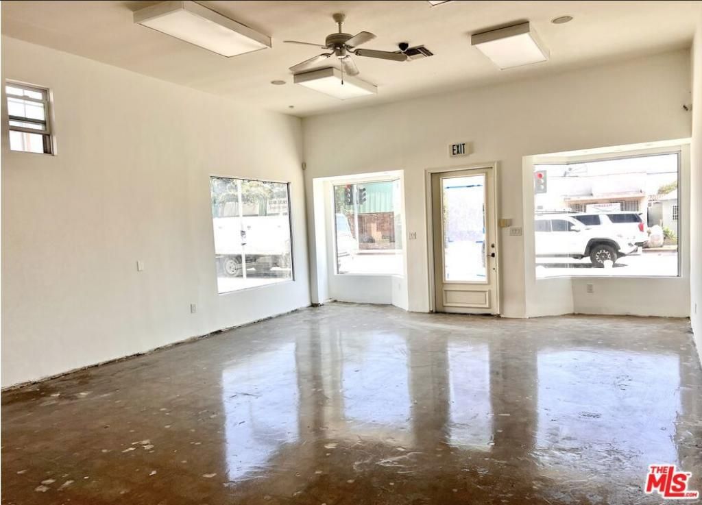 2801 S Robertson Boulevard, Los Angeles, CA 90034 Main Photo