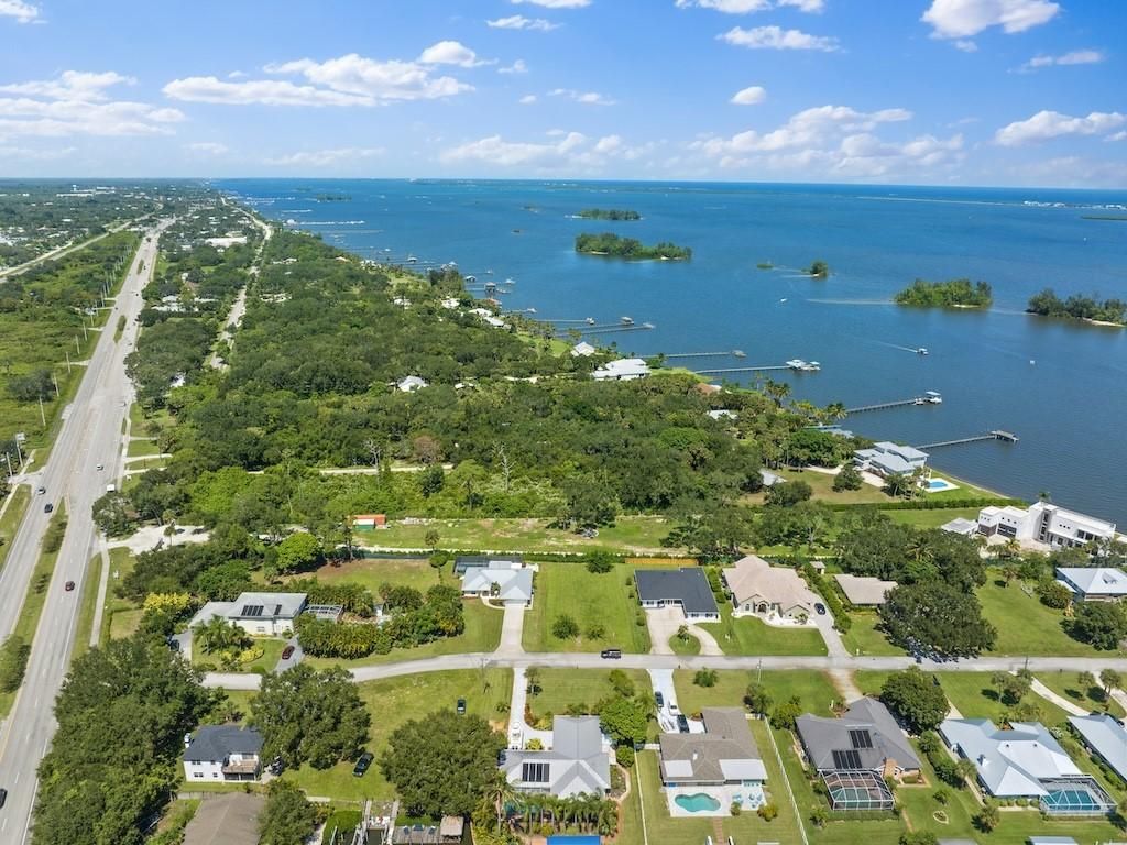 6616 110th Place, Sebastian, FL 32958 Photo