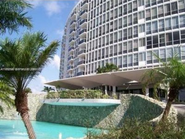 900 BAY DR, Unit 615, Miami Beach, FL 33141