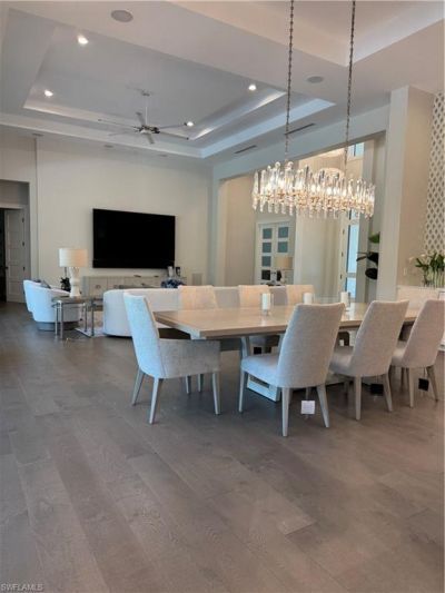 569 Neapolitan Way, Naples, FL 34103 Photo