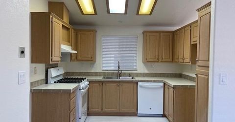 8156 D St, Windsor, CA 95492 Photo