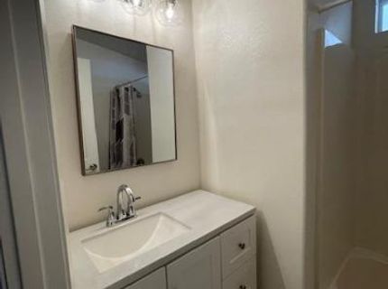 8156 D St, Windsor, CA 95492 Photo