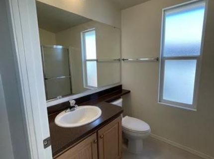 8156 D St, Windsor, CA 95492 Photo