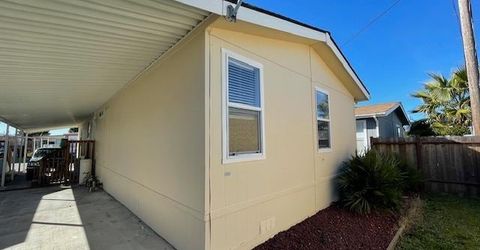 8156 D St, Windsor, CA 95492 Photo